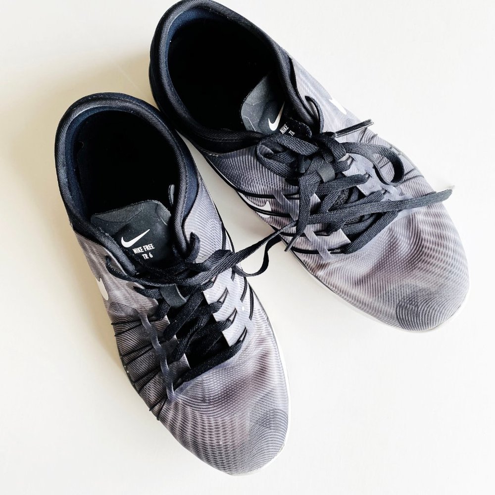 Nike Free Athletic Shoes size 7 - Picture 2 of 9